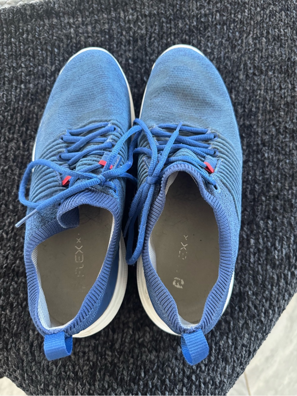 Men's Blue Knit Lace-Up Athletic Sneakers
